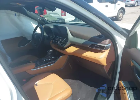 2021 Toyota Highlander Platinum from USA, damaged, VIN 5TDFZRAH8MS072608